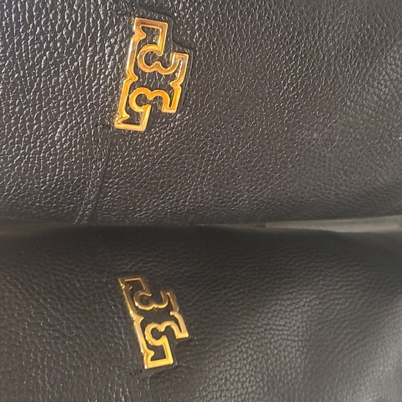 Tory Burch boots - Picture 2 of 7